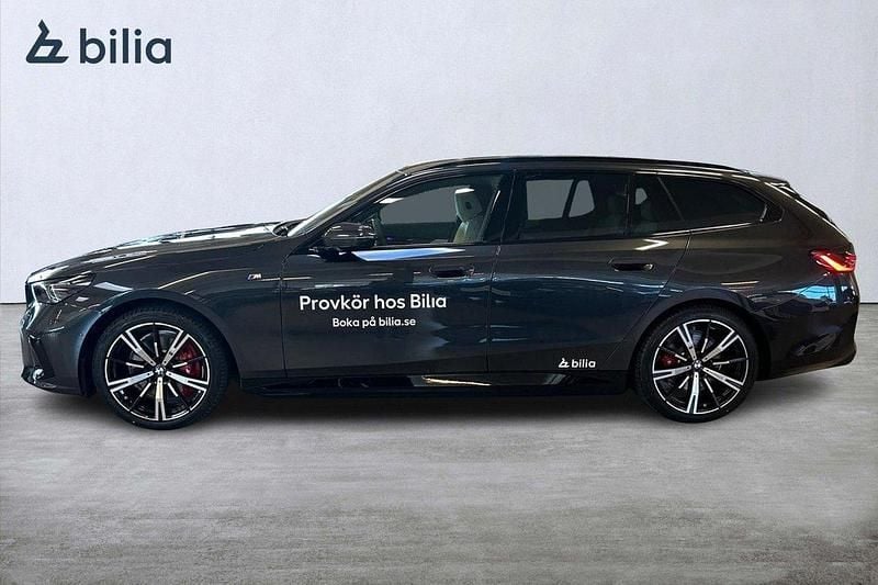 Begagnad BMW i5 M Sport 289 kW (394 HK) 2025 Grå Sedan