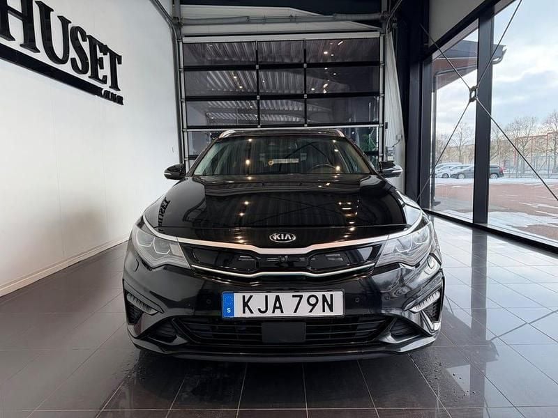 Begagnad Kia Optima Advance 205 HK (150 kW) 2019 Svart Kombi