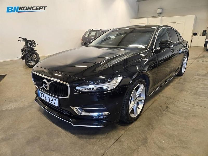 Svart Begagnad 2017 Volvo S90 Momentum Sedan | 244 900 kr (Lite dyr) - Bild 1/4