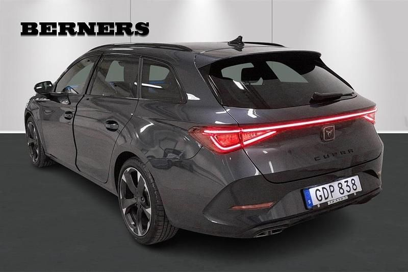 Begagnad Cupra Leon 151 HK (111 kW) 2024 Grå Kombi