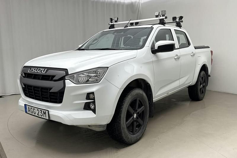 Vit Begagnad 2021 Isuzu D-Max Sedan | 479 000 kr (Marknadspris) - Bild 1/4