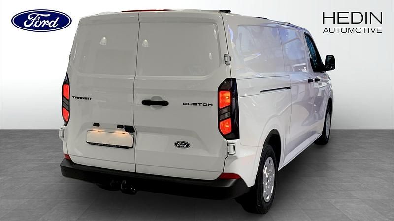 Ny Ford Transit Custom Trend 136 HK (100 kW) 2025 Frozen white