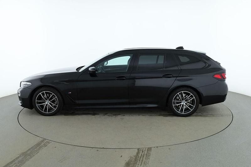 Begagnad BMW 520 M Sport 201 HK (147 kW) 2023 Svart Kombi