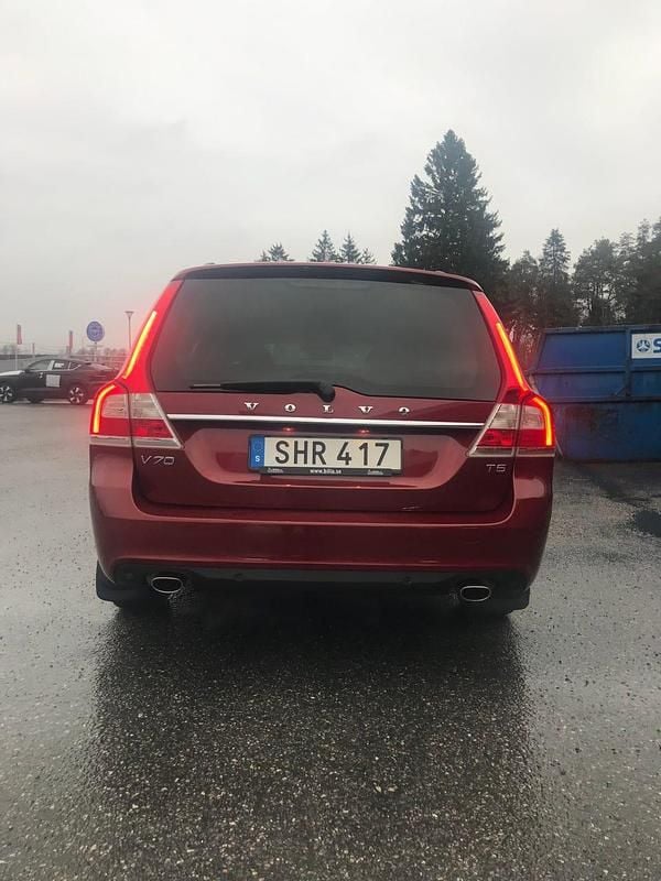 Begagnad Volvo V70 245 HK (180 kW) 2015 Kombi