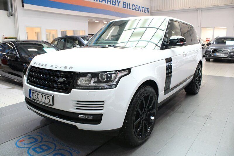 Vit Begagnad 2016 Land Rover Range Rover SUV | 534 900 kr (Lite dyr) - Bild 1/4