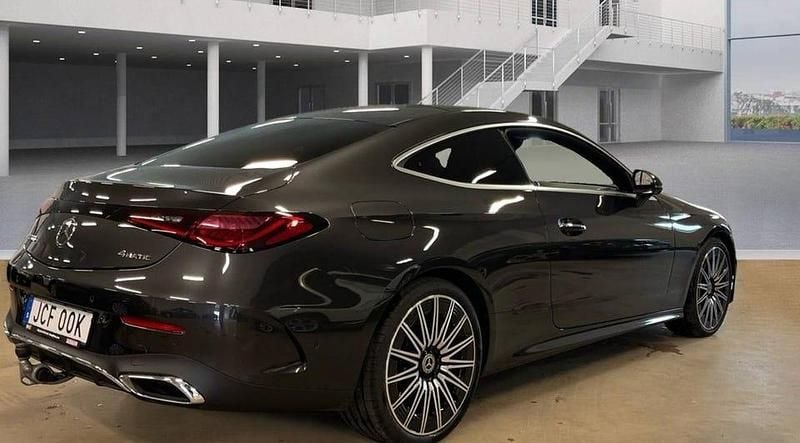 Begagnad Mercedes CLE300 AMG 258 HK (189 kW) 2024 Grafitgrå metallic Sportkupé