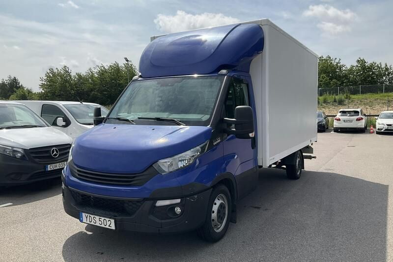 Vit Begagnad 2017 Iveco Daily | 125 000 kr - Bild 1/4