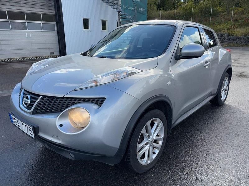 Silver Begagnad 2011 Nissan Juke S SUV | 39 999 kr (Marknadspris) - Bild 1/4