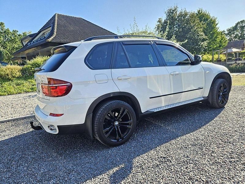 Vit Begagnad 2012 BMW X5 Sport Line SUV | 135 000 kr (Bra pris) - Bild 1/4