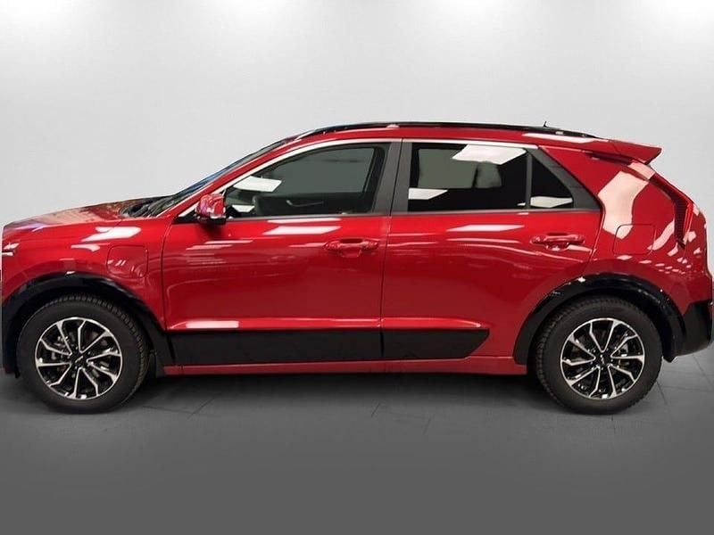 Begagnad Kia Niro Advance 184 HK (135 kW) 2023 Röd SUV