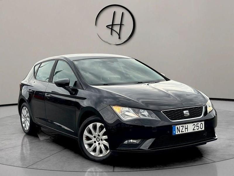Svart Begagnad 2013 Seat Leon Style Halvkombi | 69 900 kr (Lite dyr) - Bild 1/4