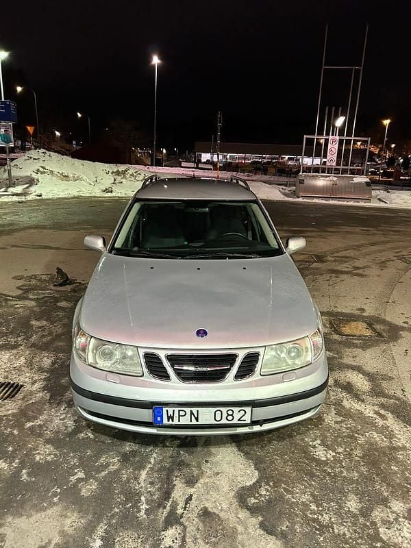 Begagnad 2005 Saab 9-5 Kombi | 24 900 kr (Marknadspris) - Bild 1/4