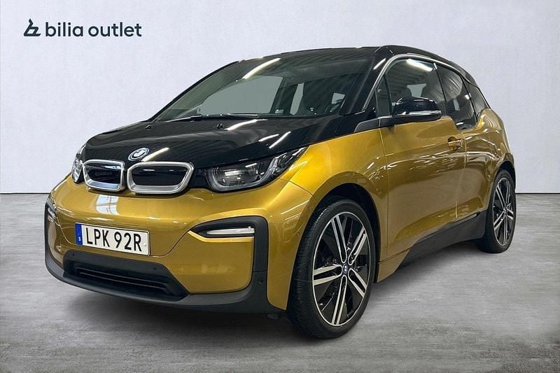 Grå Begagnad 2022 BMW i3 Comfort Edition Halvkombi | 214 900 kr (Marknadspris) - Bild 1/3
