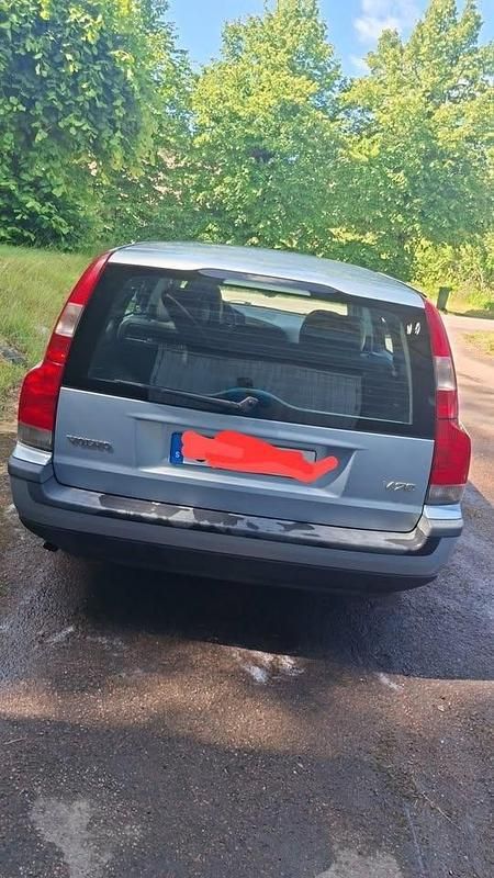 Blå Begagnad 2001 Volvo V70 Business Edition Kombi | 13 000 kr (Bra pris) - Bild 1/4
