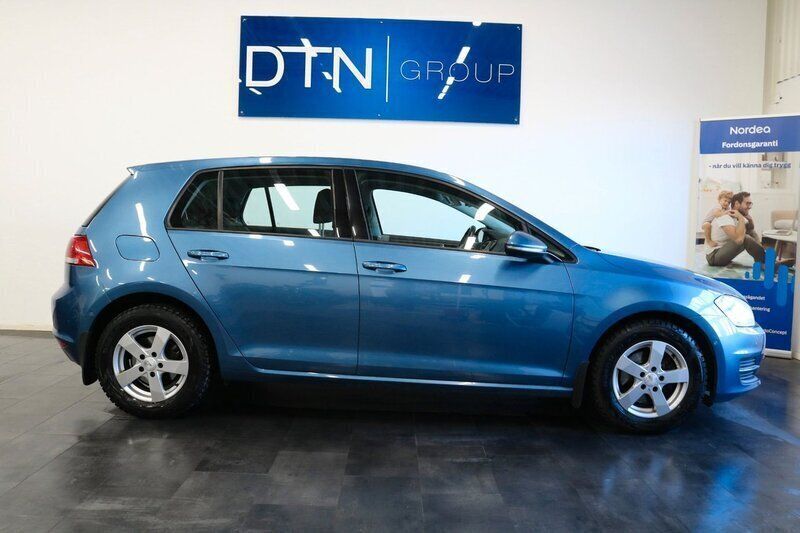Begagnad 2013 VW Golf VII Halvkombi | 94 500 kr (Marknadspris) - Bild 1/4