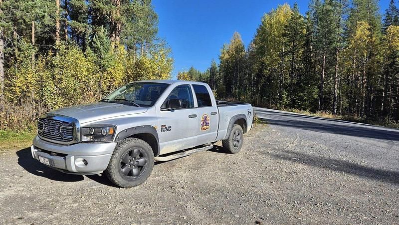 Silver Begagnad 2007 Dodge Ram Pickup | 155 000 kr - Bild 1/4