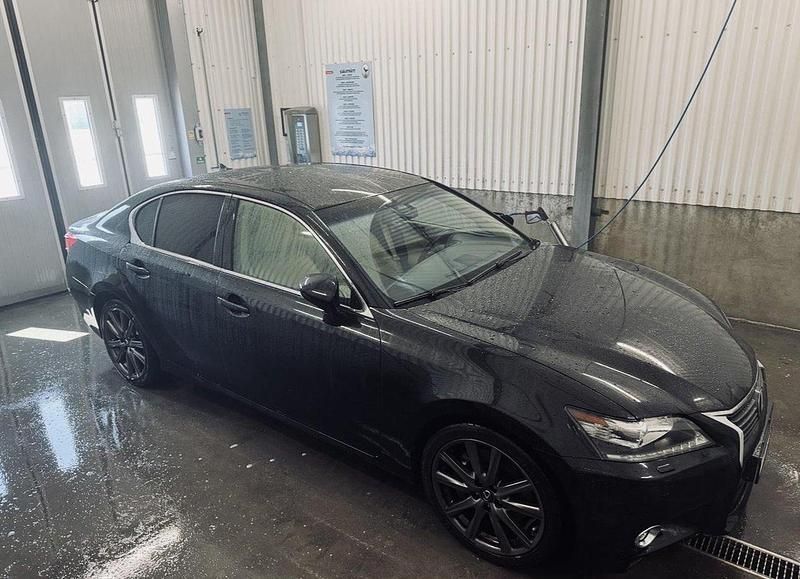 Svart Begagnad 2012 Lexus GS250 Sedan | 153 000 kr - Bild 1/4