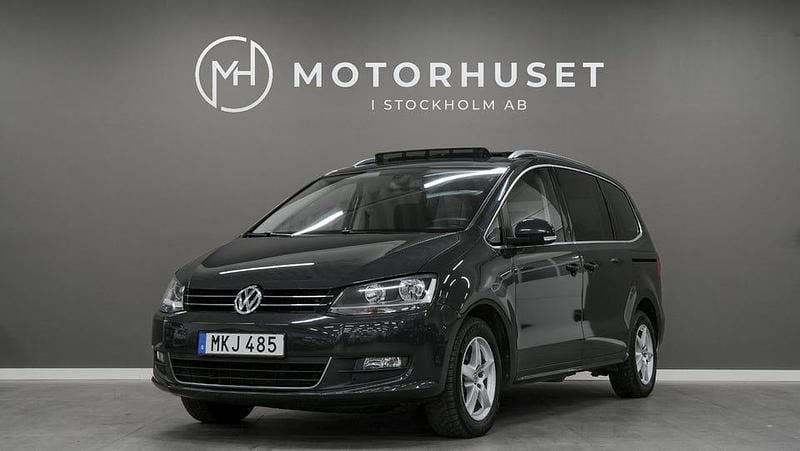 Begagnad VW Sharan 140 HK (102 kW) 2014 Mörkgrå Minibuss