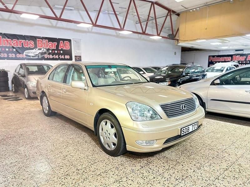 Ljusbrun Begagnad 2000 Lexus LS430 Sedan | 89 900 kr - Bild 1/4