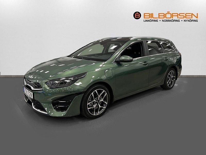 Grön Begagnad 2024 Kia Ceed Sportswagon Advance Kombi | 339 900 kr - Bild 1/4