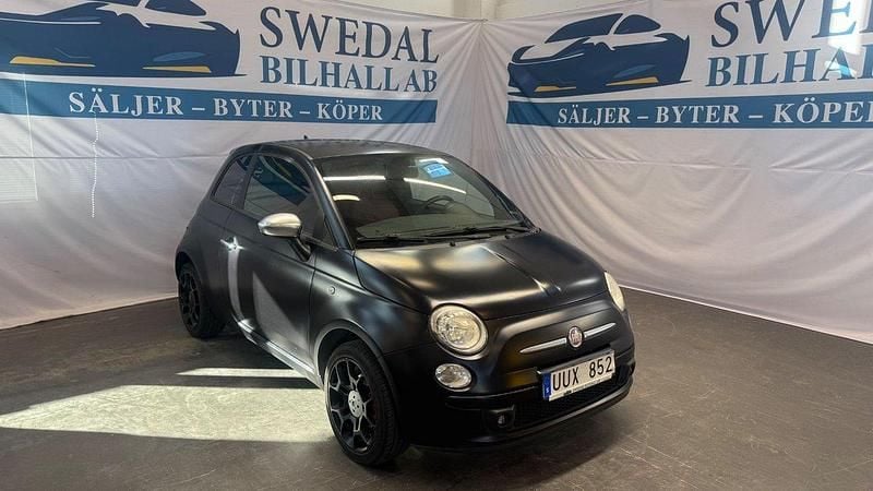Svart Begagnad 2011 Fiat 500 Halvkombi | 54 900 kr (Marknadspris) - Bild 1/4
