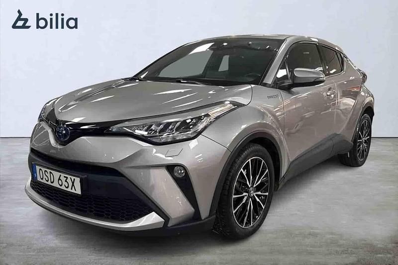 Grå Begagnad 2021 Toyota C-HR SUV | 239 800 kr - Bild 1/1