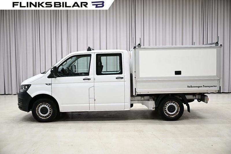 Vit Begagnad 2017 VW T6 Van | 198 750 kr (Dyr) - Bild 1/4