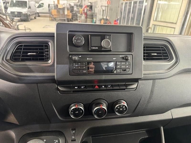 Begagnad Opel Movano 180 HK (132 kW) 2021 Vit Minibuss