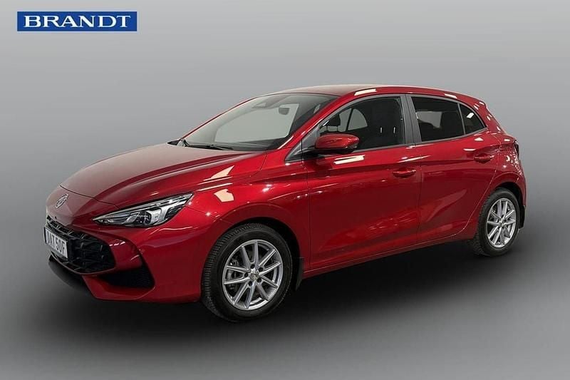 Röd Begagnad 2024 MG MG3 Luxury Halvkombi | 239 000 kr (Marknadspris) - Bild 1/4