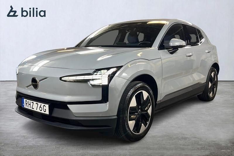 Grå Begagnad 2024 Volvo EX30 Core SUV | 314 900 kr (Superpris) - Bild 1/4