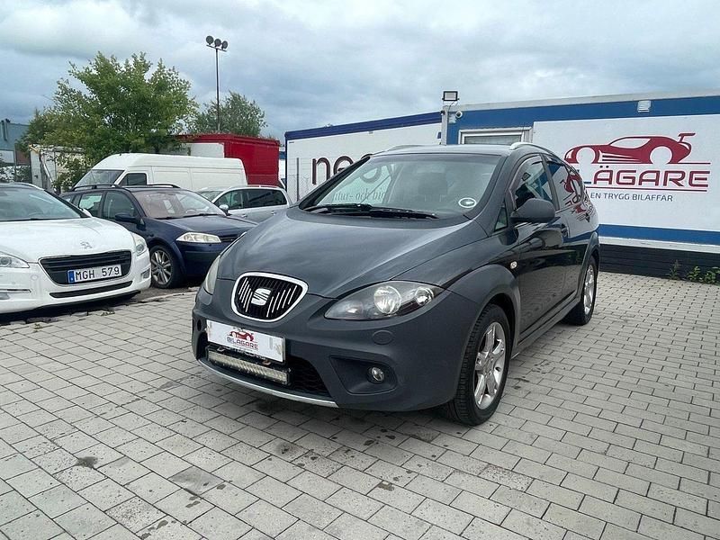 Mörkgrå Begagnad 2007 Seat Altea Minibuss | 39 900 kr - Bild 1/2