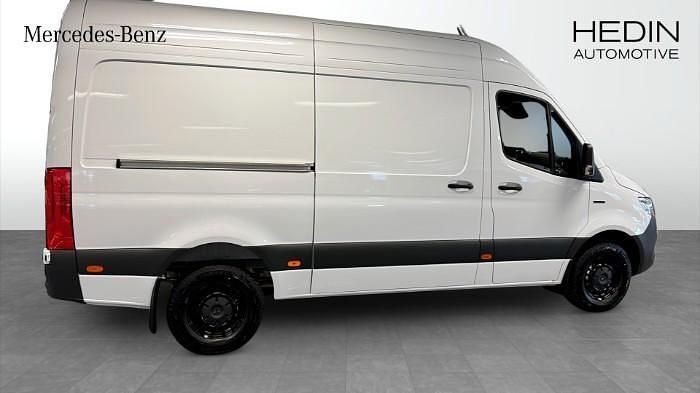 Begagnad Mercedes E-Sprinter 11 kW (15 HK) 2024 Van
