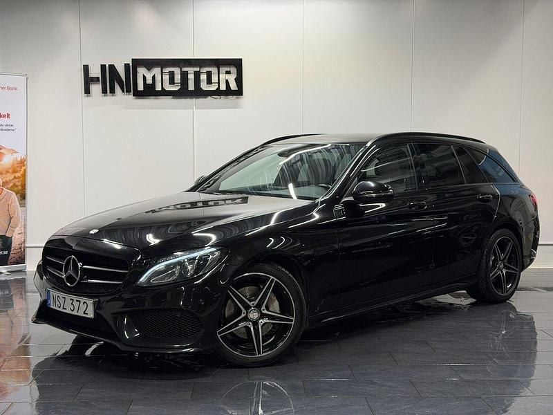 Svart Begagnad 2016 Mercedes C220 AMG line Kombi | 199 900 kr (Marknadspris) - Bild 1/4