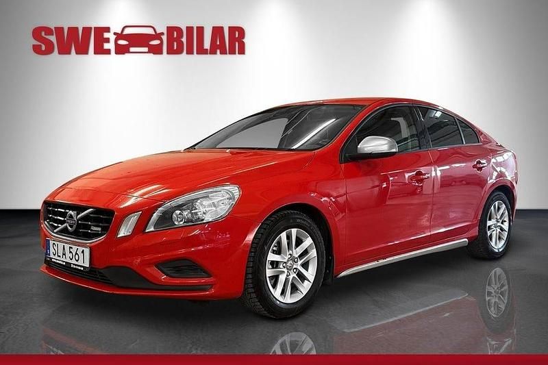 Röd Begagnad 2011 Volvo S60 R-Design Sedan | 89 900 kr (Bra pris) - Bild 1/4
