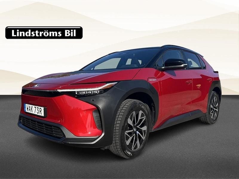 Begagnad Toyota bZ4X Style 252 kW (343 HK) 2023 Röd SUV