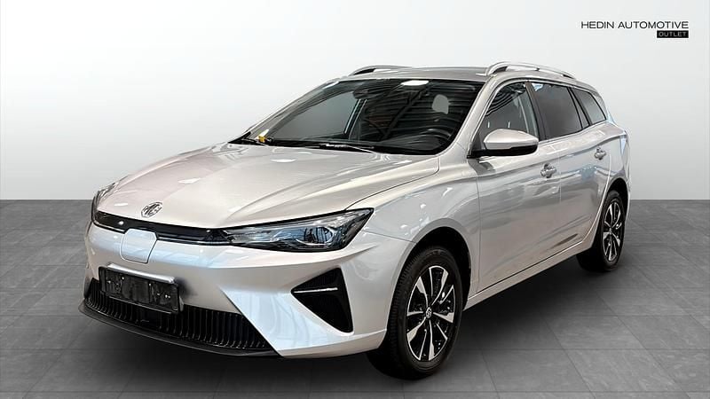 Grå Begagnad 2022 MG MG5 EV Kombi | 179 400 kr (Superpris) - Bild 1/4