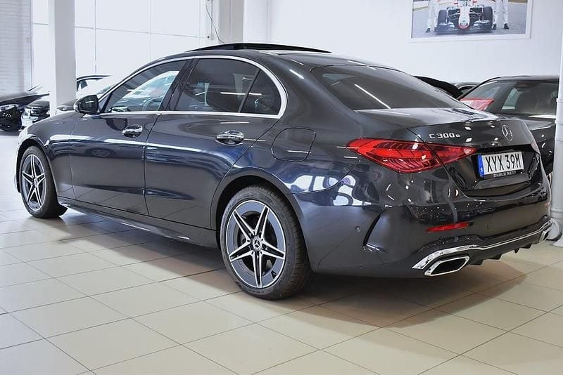 Begagnad Mercedes C300e AMG 204 HK (150 kW) 2022 Grå Sedan