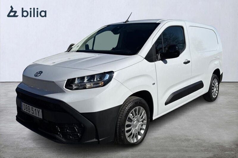 Vit Begagnad 2024 Toyota Proace City Van | 369 900 kr (Dyr) - Bild 1/3