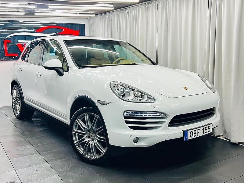 Begagnad Porsche Cayenne 245 HK (180 kW) 2013 Vit SUV