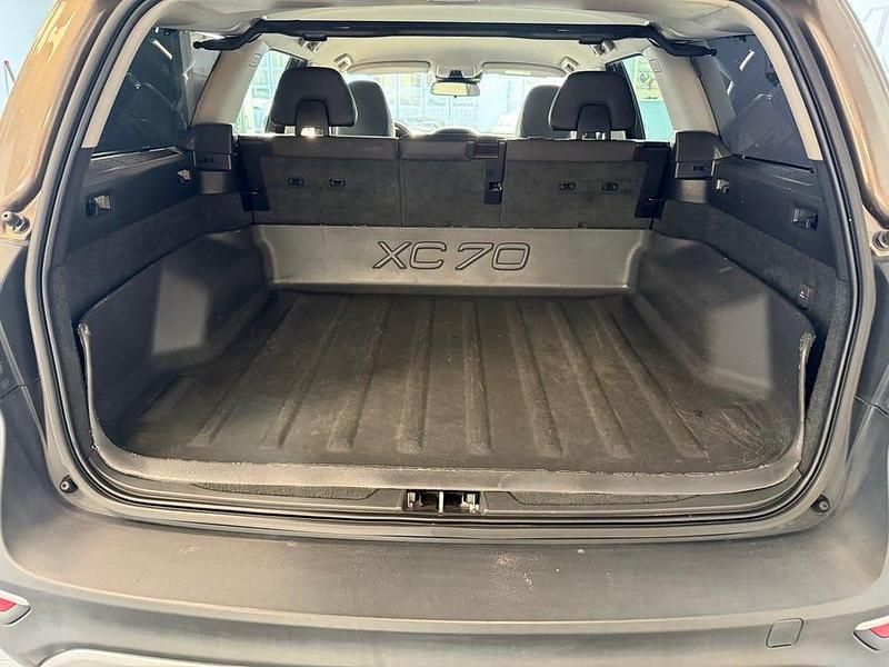Begagnad Volvo XC70 184 HK (135 kW) 2016 Brun Kombi