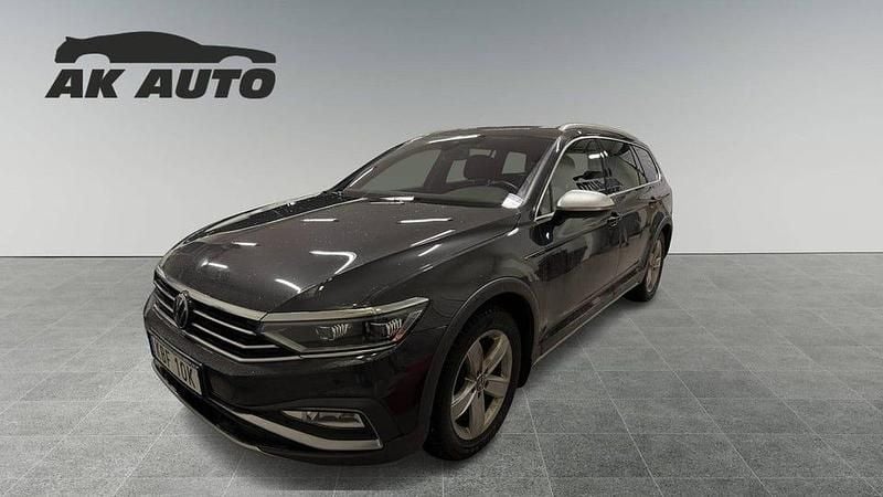 Grå Begagnad 2023 VW Passat Alltrack Kombi | 369 000 kr (Dyr) - Bild 1/2