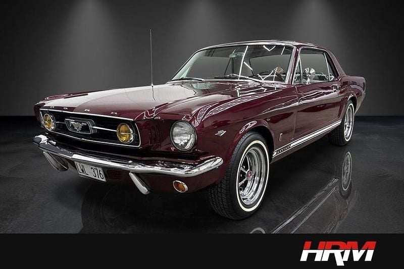 Röd Begagnad 1966 Ford Mustang GT Sedan | 349 900 kr - Bild 1/4
