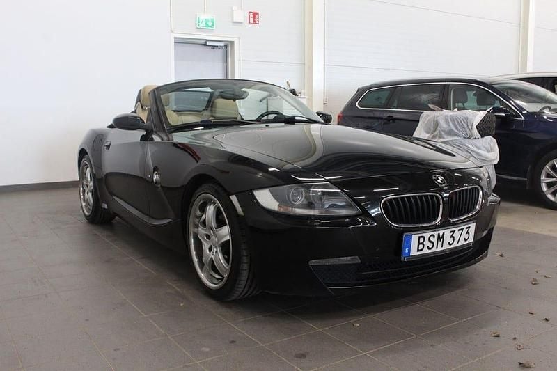 Begagnad BMW Z4 150 HK (110 kW) 2006 Svart Cab