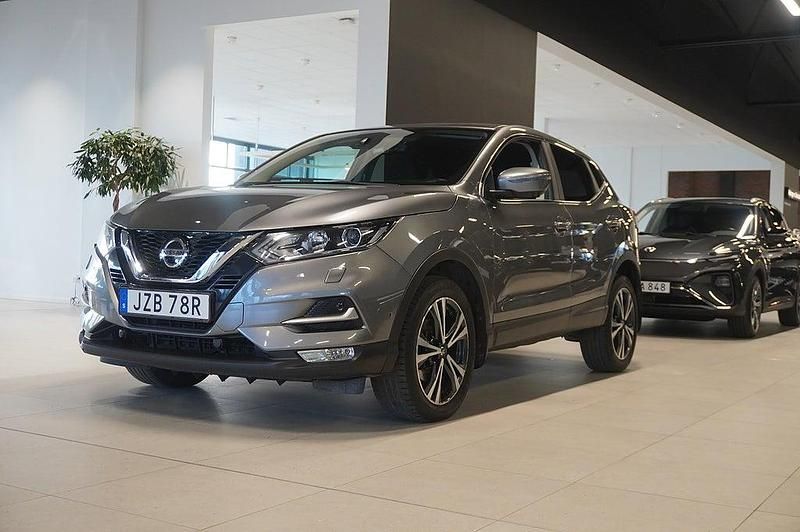 Grå Begagnad 2019 Nissan Qashqai SUV | 159 800 kr (Marknadspris) - Bild 1/4