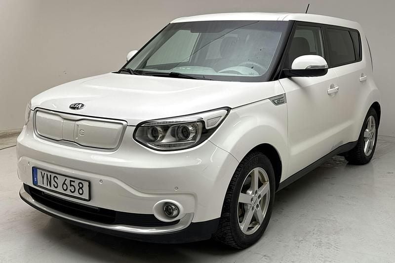 Vit Begagnad 2018 Kia Soul EV SUV | 92 000 kr (Marknadspris) - Bild 1/4