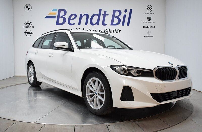 Vit (alpinvit) Ny 2024 BMW 320 Shadowline Kombi | 484 500 kr - Bild 1/3