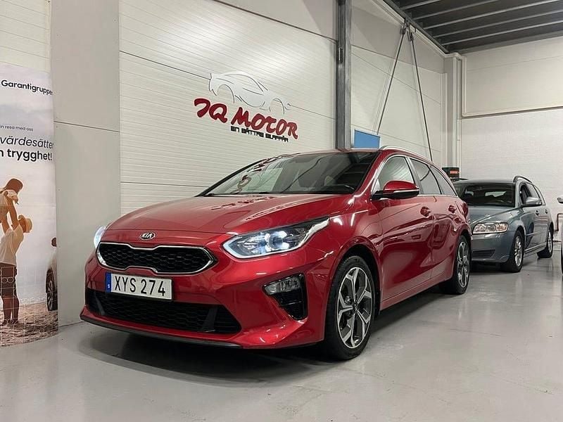 Röd Begagnad 2018 Kia Ceed Sportswagon Kombi | 149 900 kr (Bra pris) - Bild 1/4