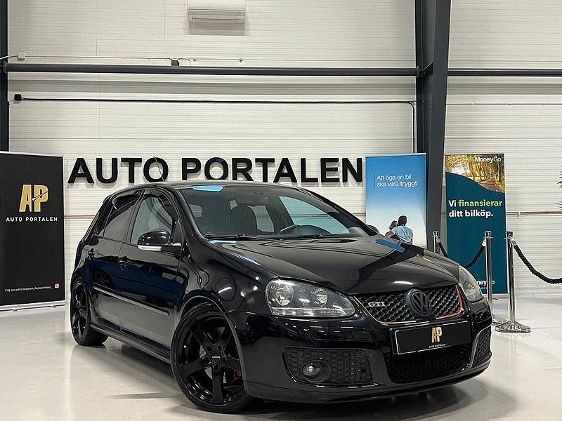 Svart Begagnad 2005 VW Golf V GTI Halvkombi | 59 900 kr (Marknadspris) - Bild 1/4