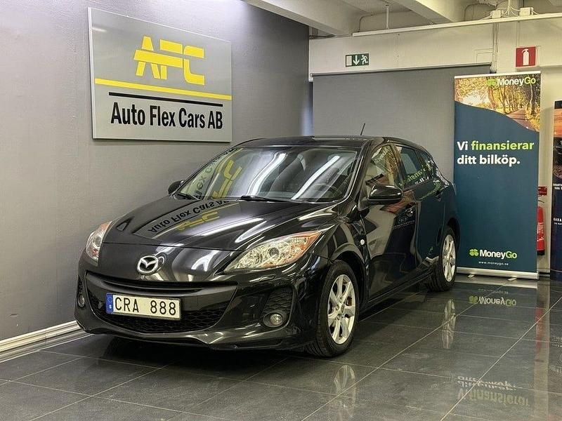 Svart Begagnad 2011 Mazda 3 Inclusive Halvkombi | 49 900 kr (Marknadspris) - Bild 1/4