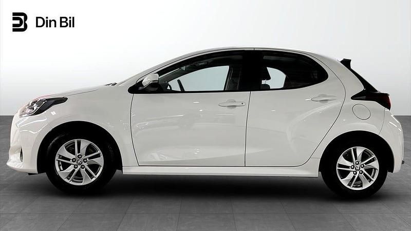 Begagnad Toyota Yaris Hybrid Active 116 HK (85 kW) 2023 Vit